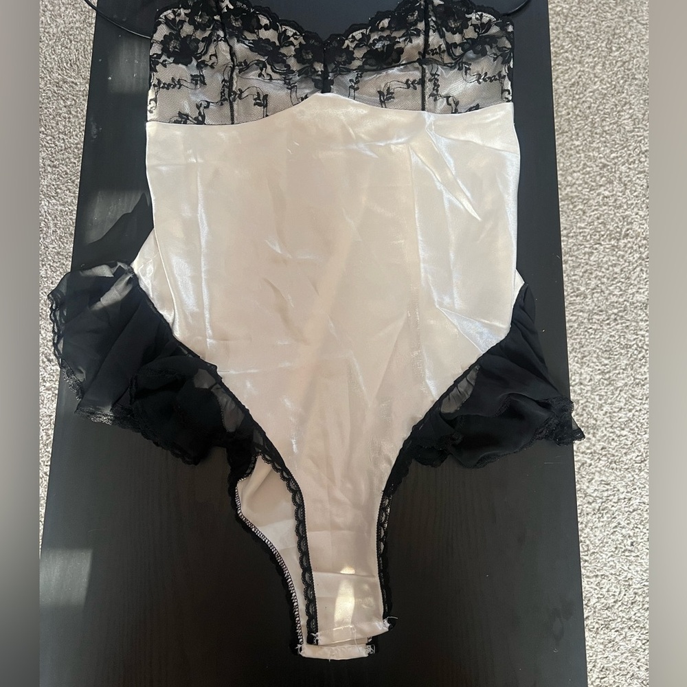 Vintage Val Mode lingerie white and black lace teddy M - Picture 5 of 7